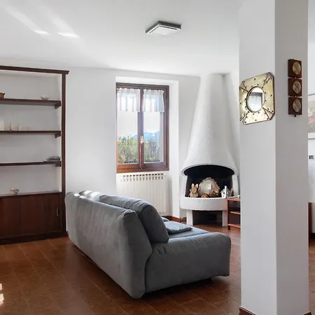 Casa Letizia Con Piscina Daire *